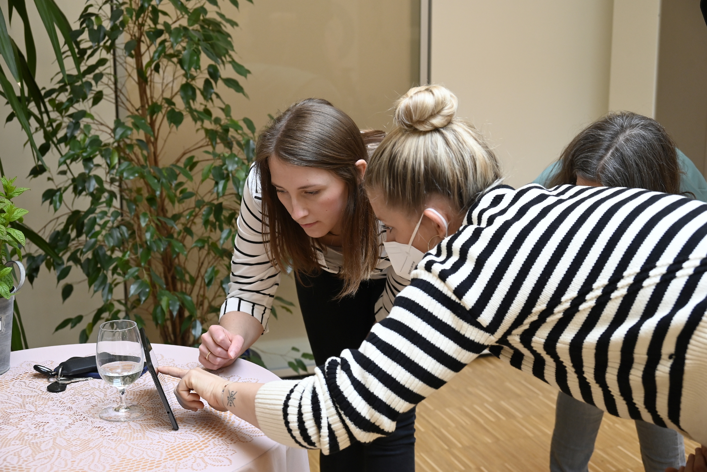 PBZ ORF VR Brillen Backstage 2400 203