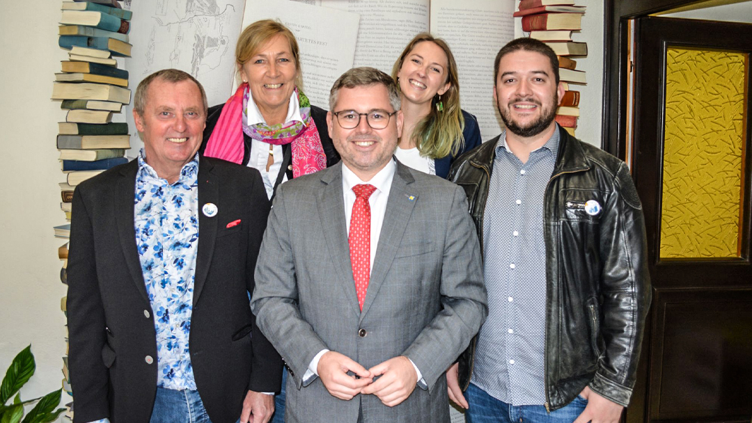 Die erlesene Bücherei eröffnet, 6. 10. 21