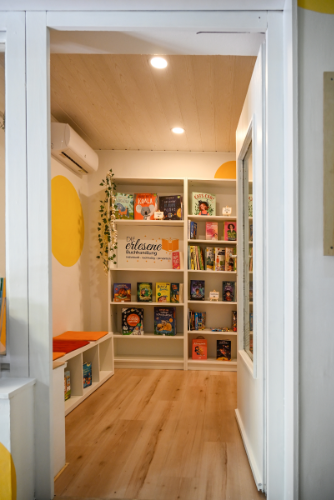 Buchhandlung innen 1